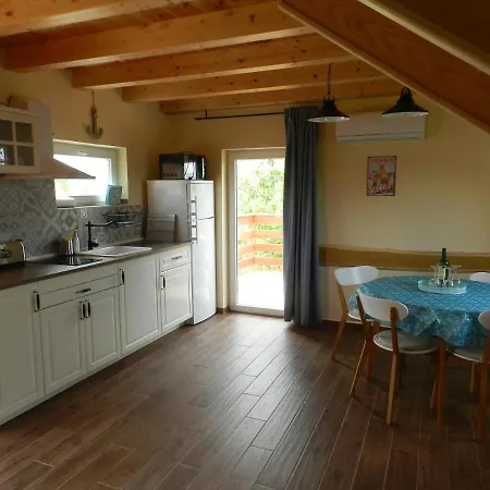בית נופש Szamoca Vendeghaz-koroeshegy